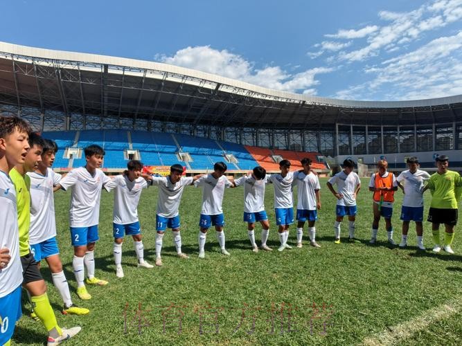 浙阿共筑团结梦 足球援疆石榴红